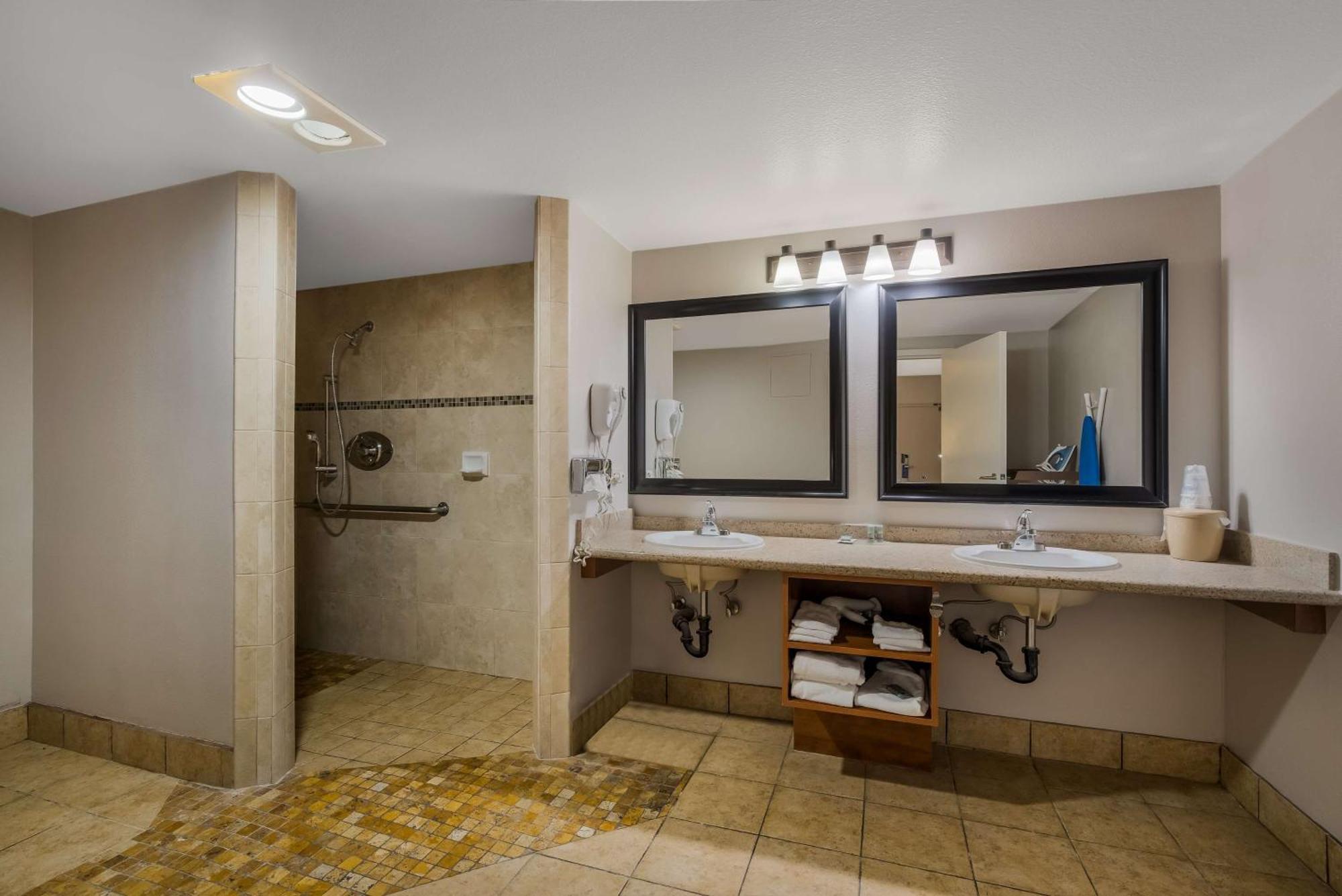 Best Western Diamond Bar Hotel & Suites Extérieur photo