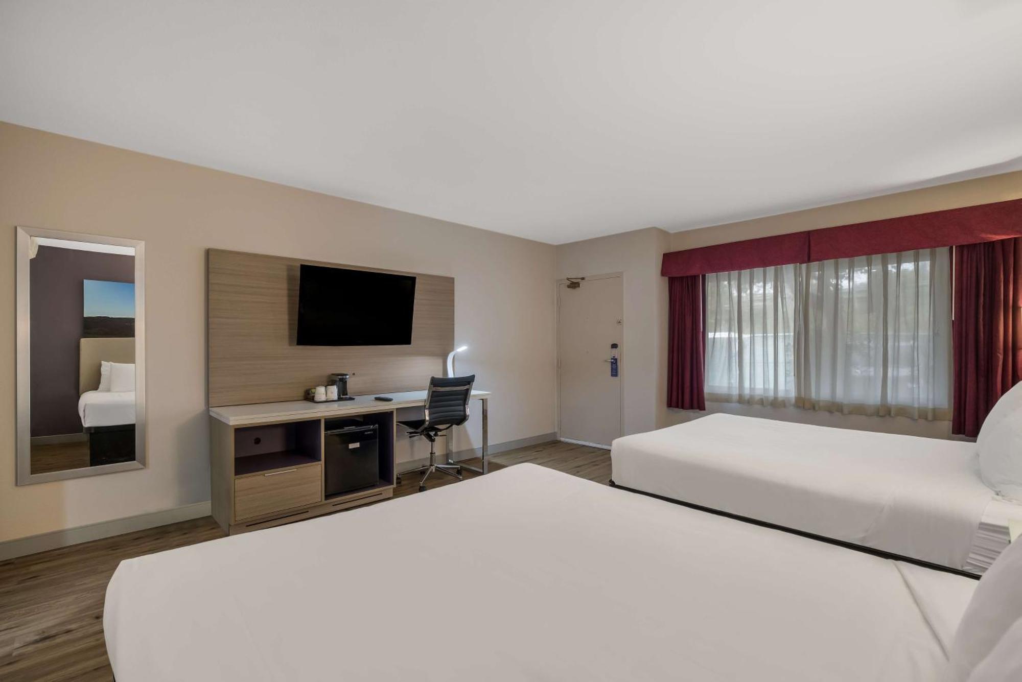 Best Western Diamond Bar Hotel & Suites Extérieur photo