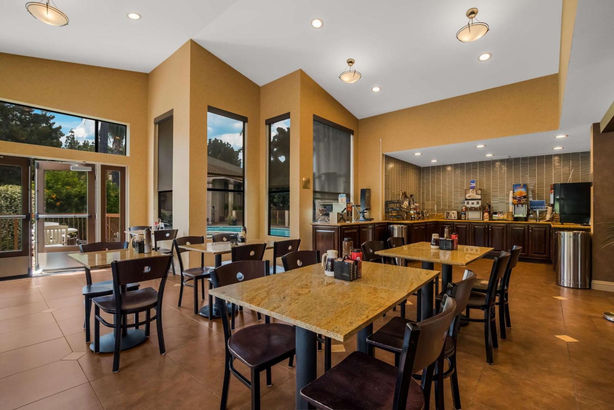 Best Western Diamond Bar Hotel & Suites Extérieur photo